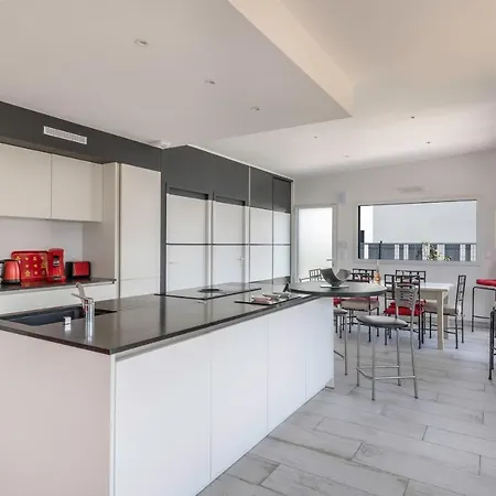 Maison Moderne Pour 4 Personnes A Holiday home *